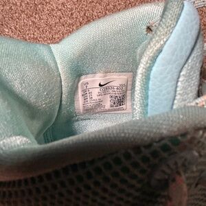 Nike Boy’s Basketball Shoes Kyrie 7 EP “Copa”